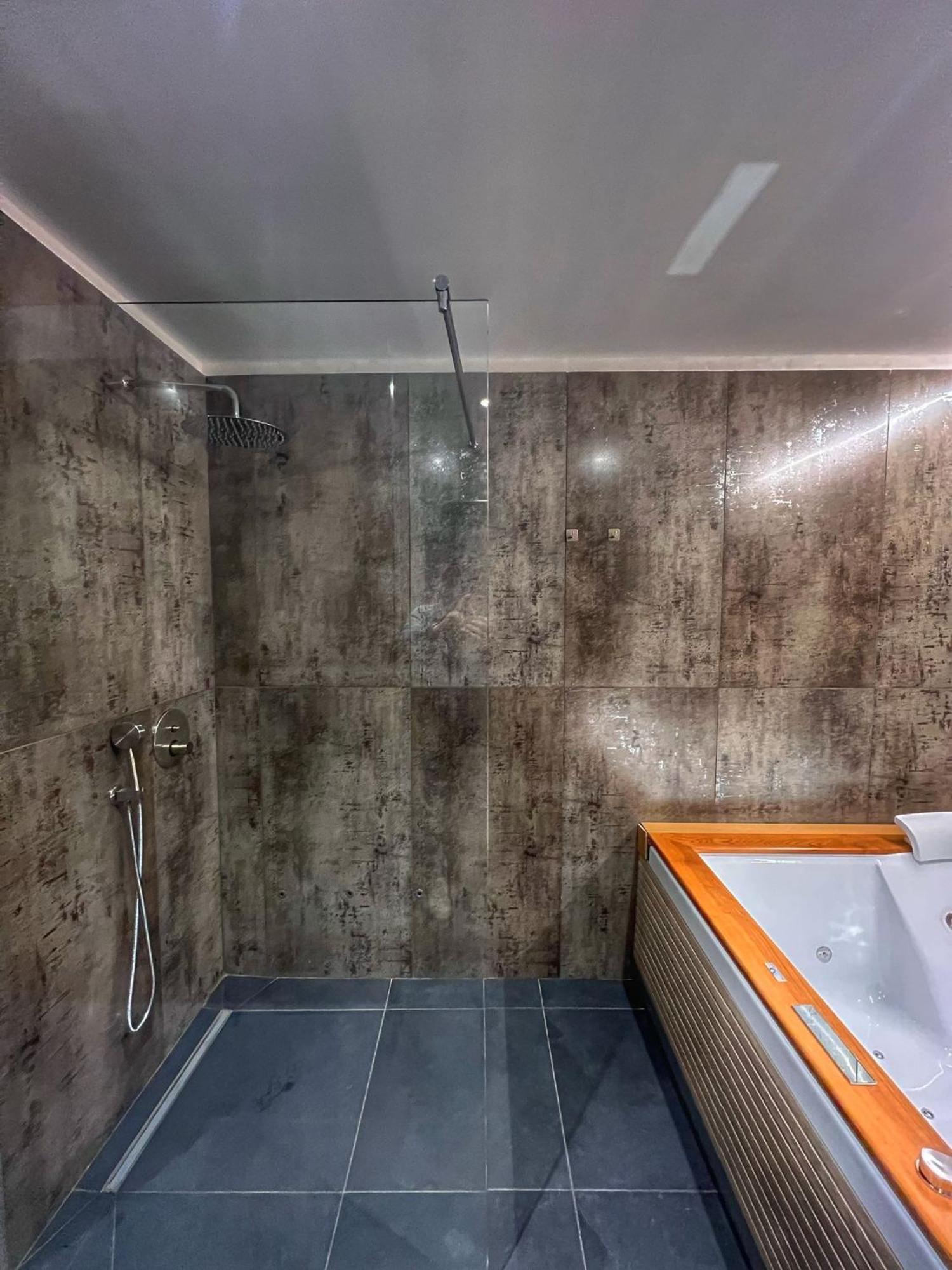 Amay City Suite Bari Kültér fotó